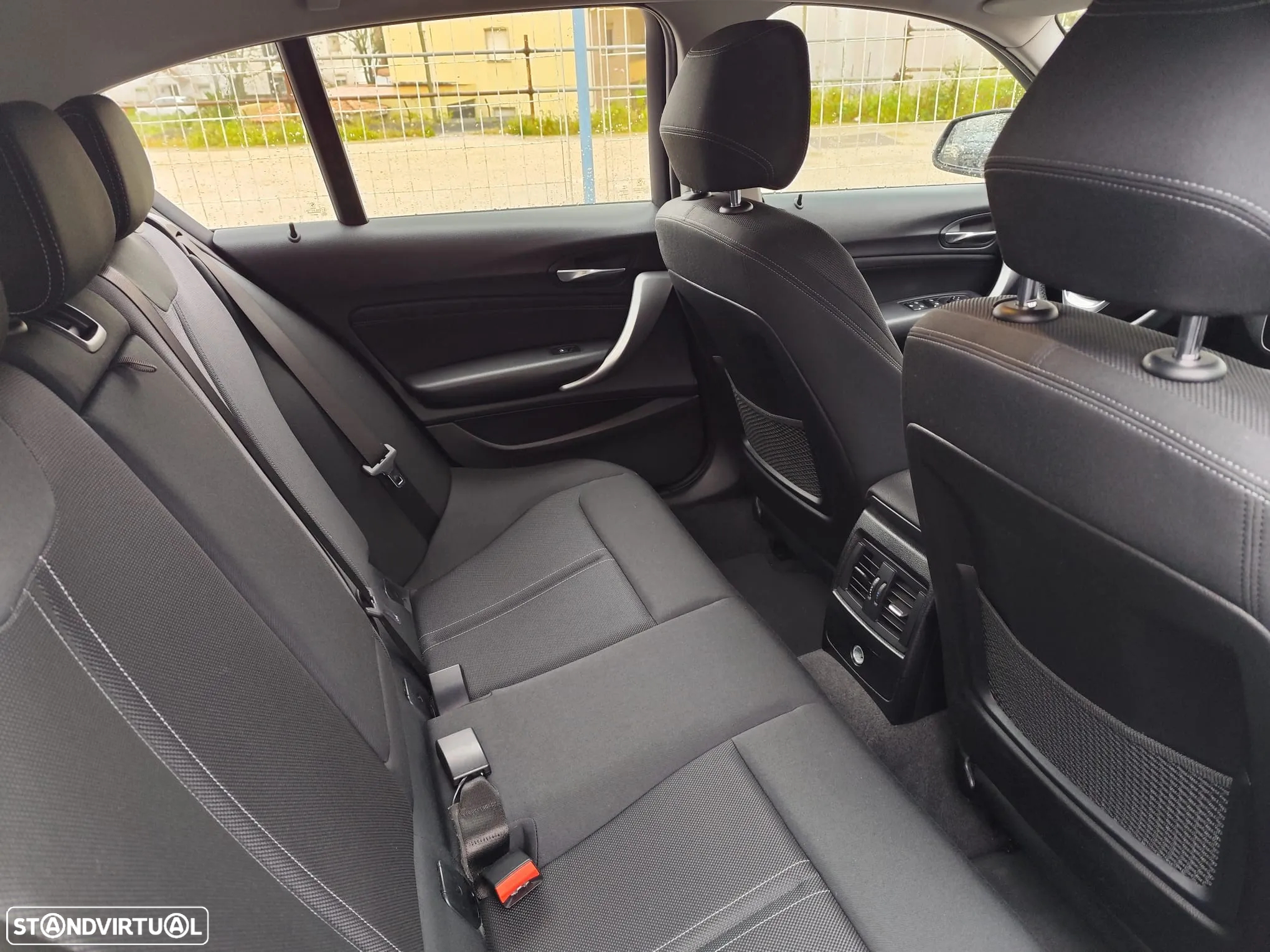 BMW 116 d Line Sport - 11