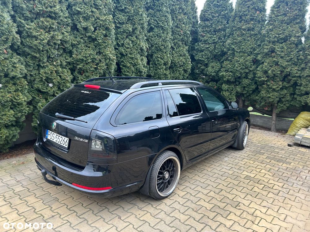 Skoda Octavia 2.0 TFSI RS - 4