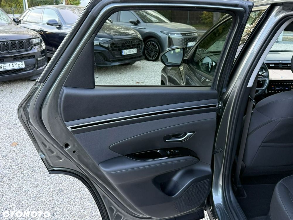 Hyundai Tucson - 13