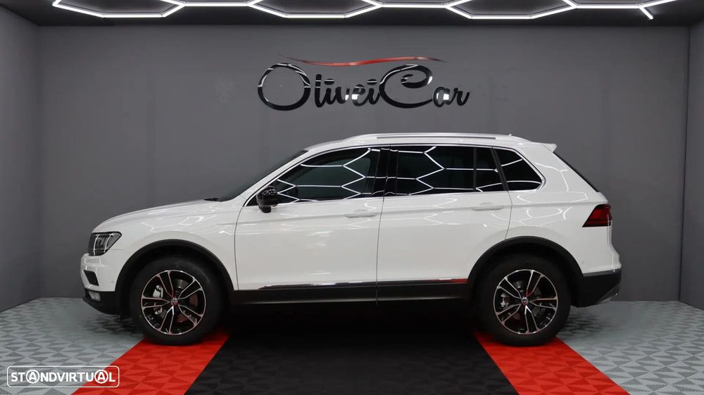 VW Tiguan 2.0 TDI Highline DSG 4Motion - 6