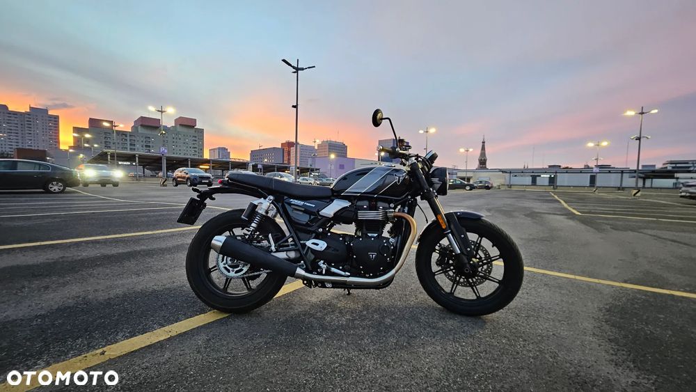Triumph Speed Twin - 3