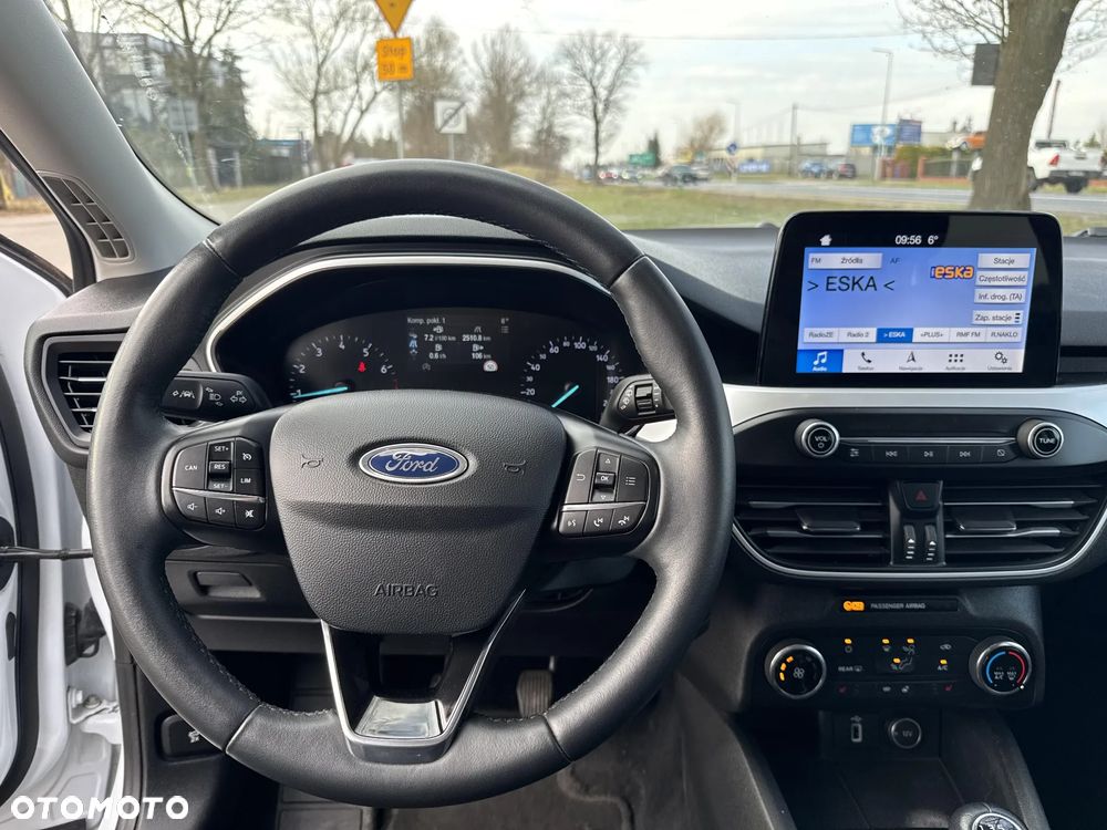 Ford Focus 1.0 EcoBoost Trend Edition Business - 16