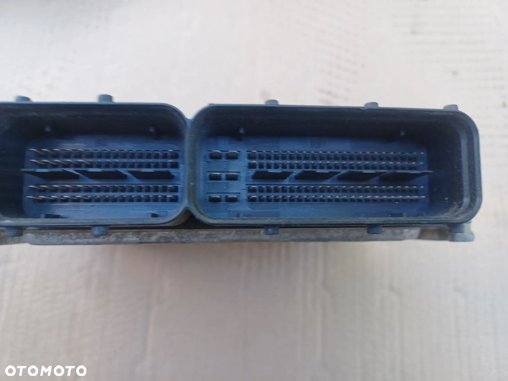 KOMPUTER STEROWNIK SILNIKA ASTRA H 1.7 CDTI 0281011943 - 3