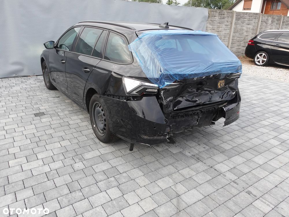 Skoda Octavia 2.0 TDI DSG Ambition - 7
