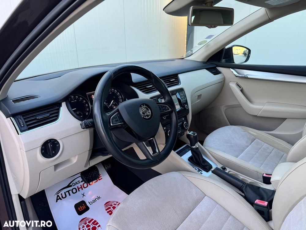 Skoda Octavia 1.6 TDI DSG Style - 9