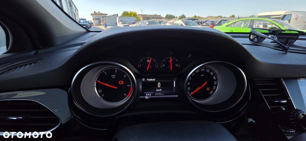 Opel Astra 1.6 CDTI Dynamic S&S - 14