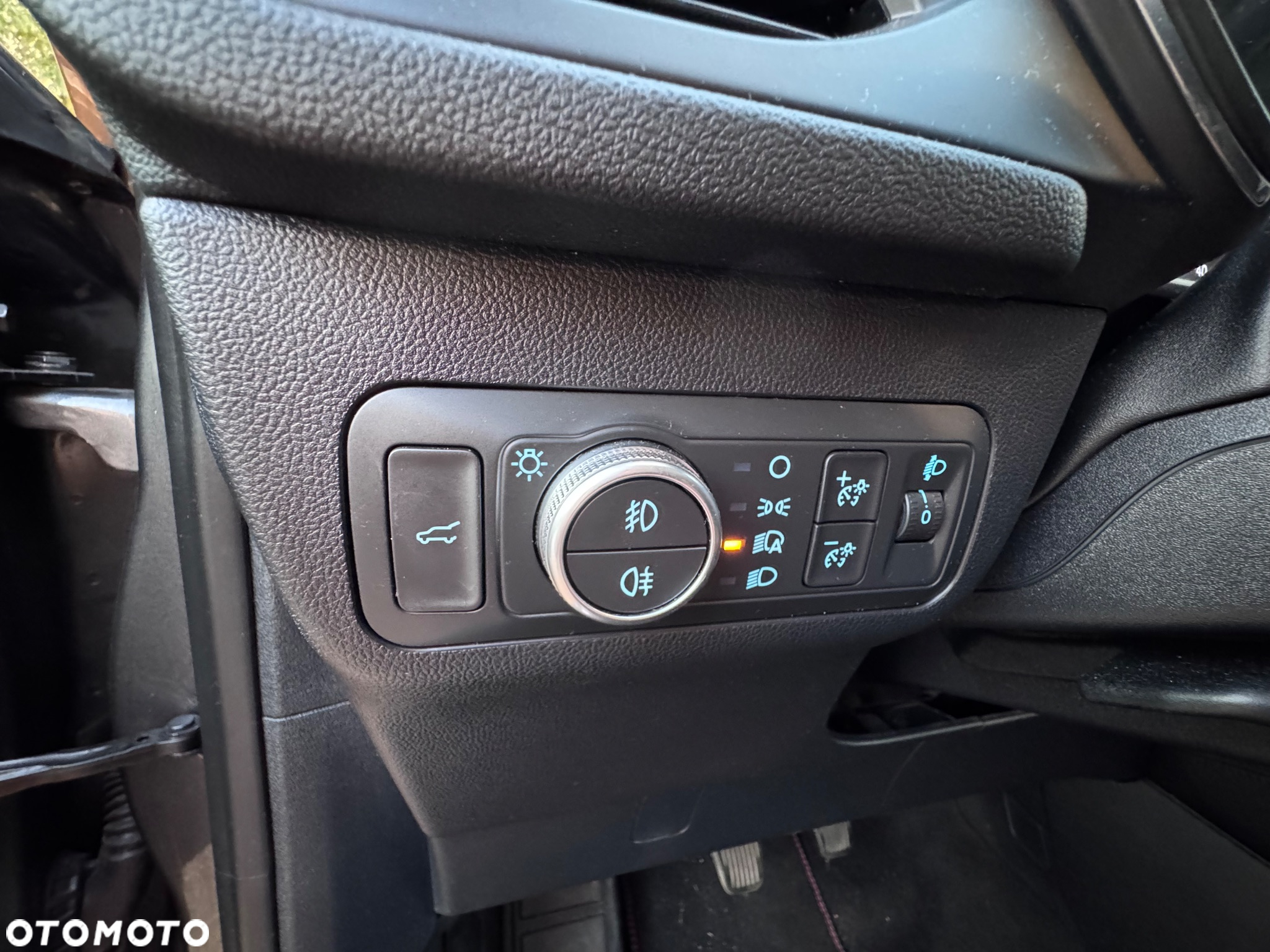 Ford Kuga 2.0 EcoBlue Hybrid TITANIUM - 14