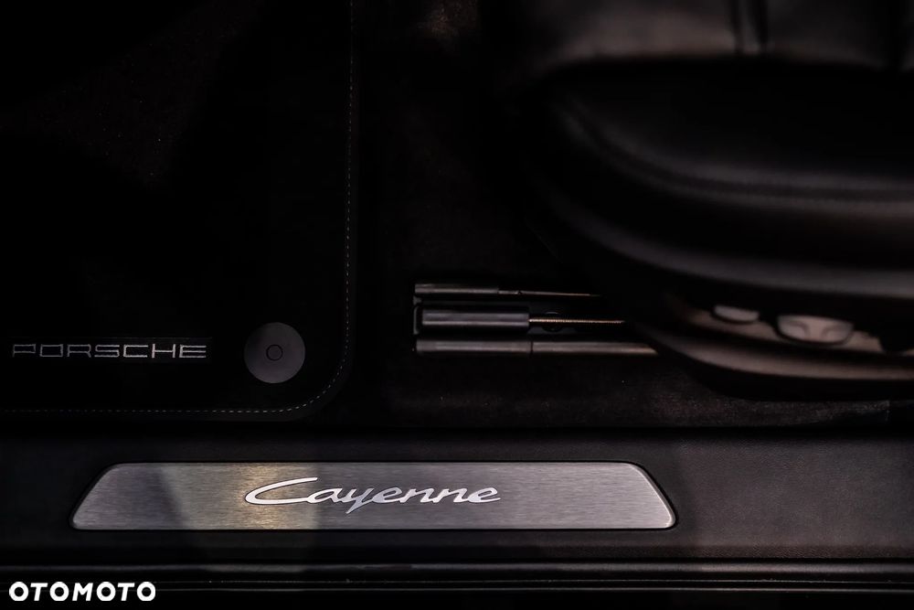 Porsche Cayenne E-Hybrid PHEV - 27