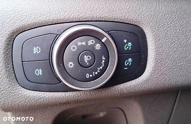 Ford Tourneo Custom 2.0 TDCi L2 Titanium - 27