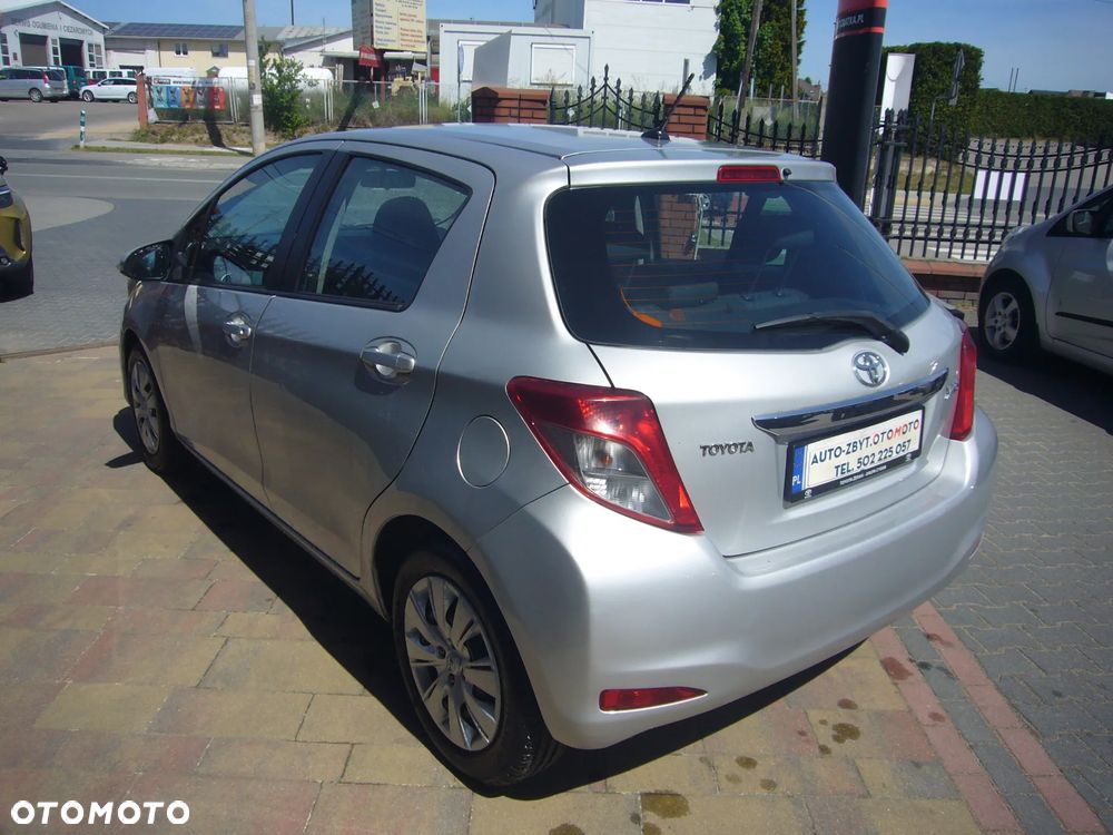 Toyota Yaris - 9