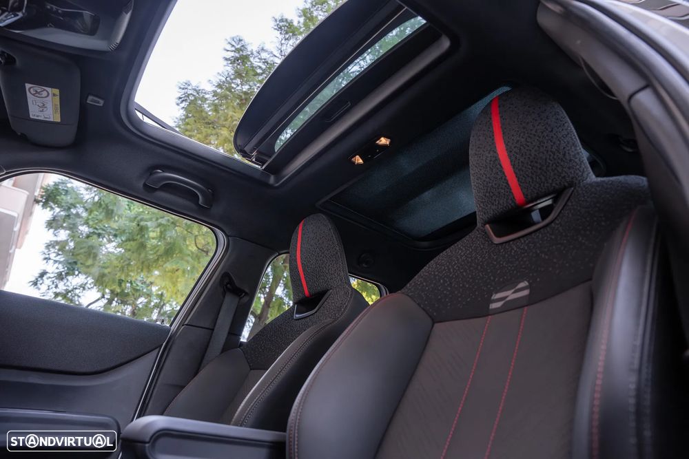 MINI 5 Portas Cooper Premium JCW Auto - 8