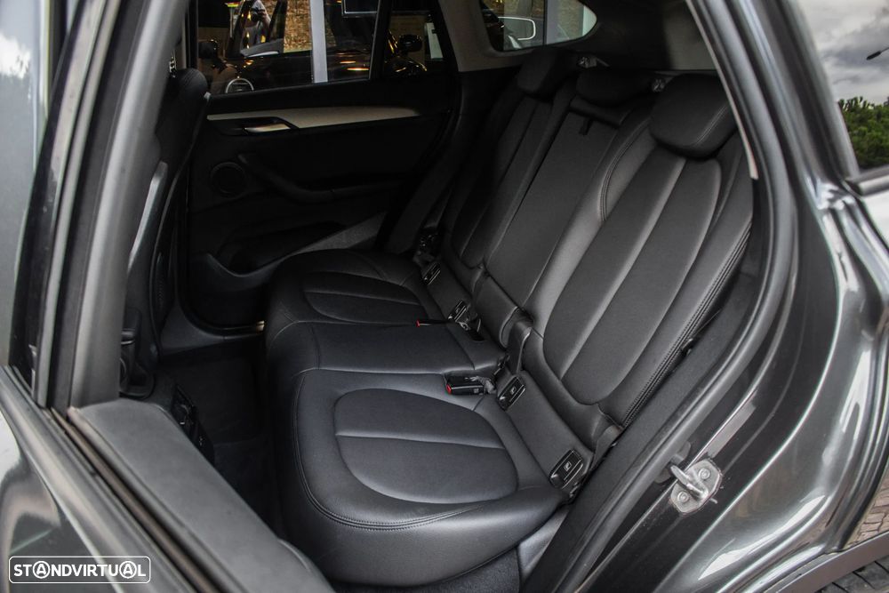 BMW X1 xDrive25e Advantage - 27
