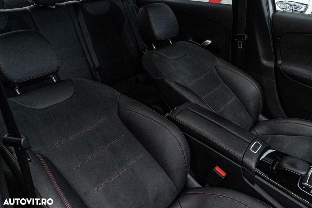 Mercedes-Benz A 200 7G-DCT AMG Line Advanced Plus - 36