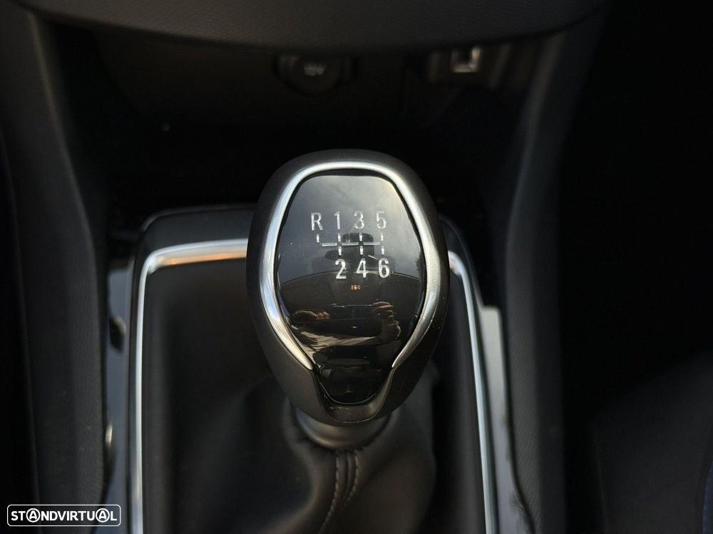 Peugeot 308 SW 1.5 BlueHDi Style - 17