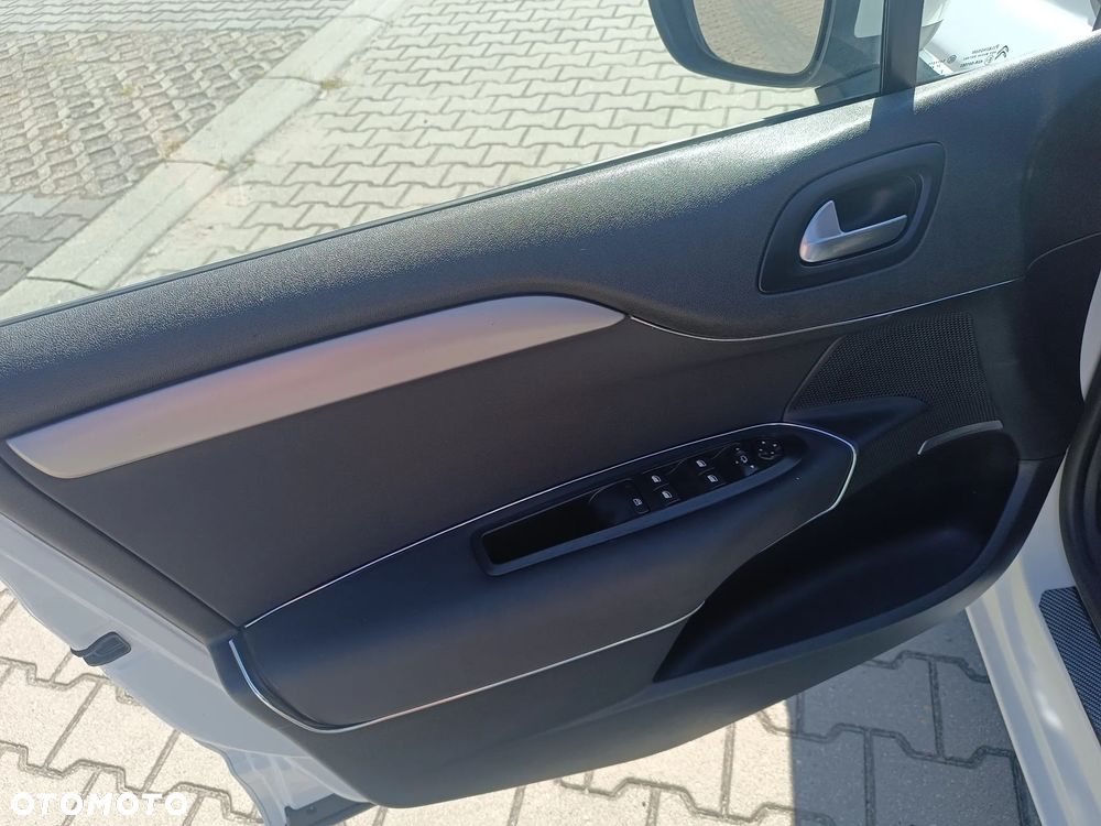 Citroën C4 HDi 90 Business Class - 11