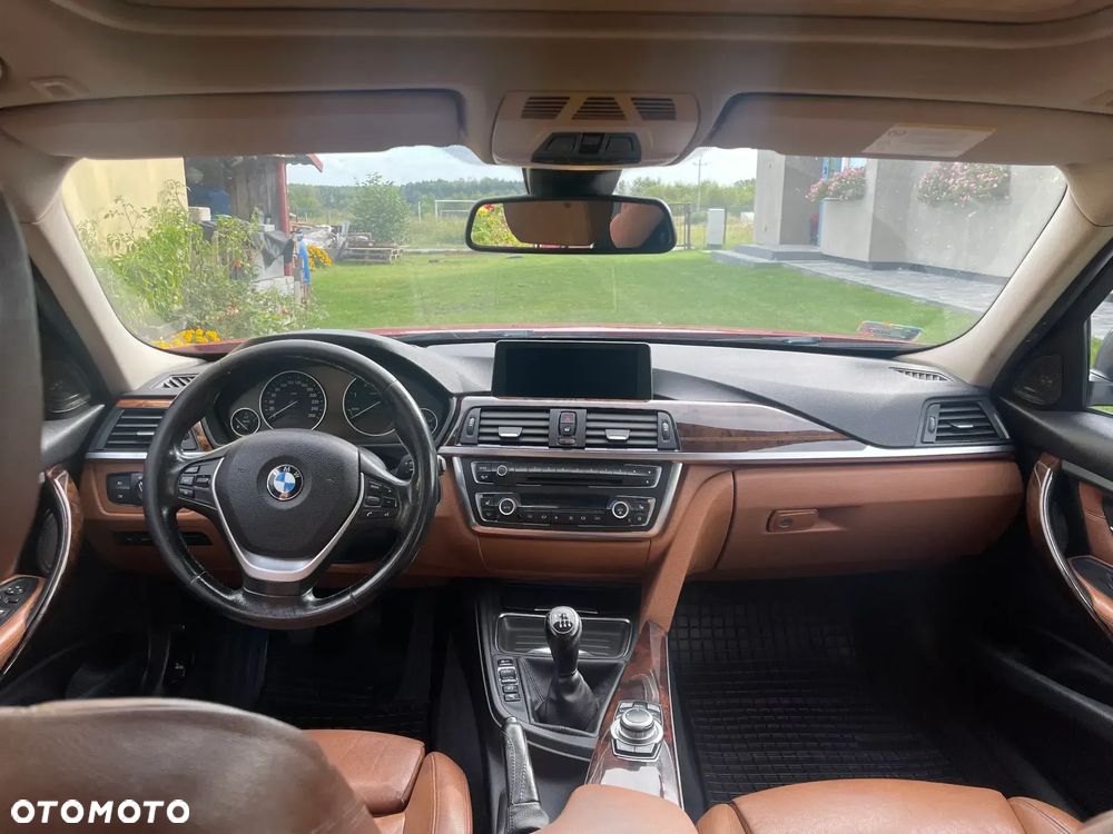 BMW Seria 3 320d - 4