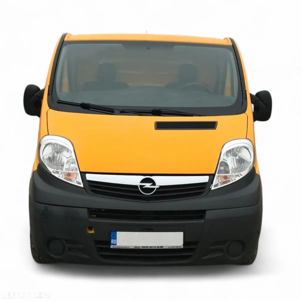 Opel Vivaro - 2