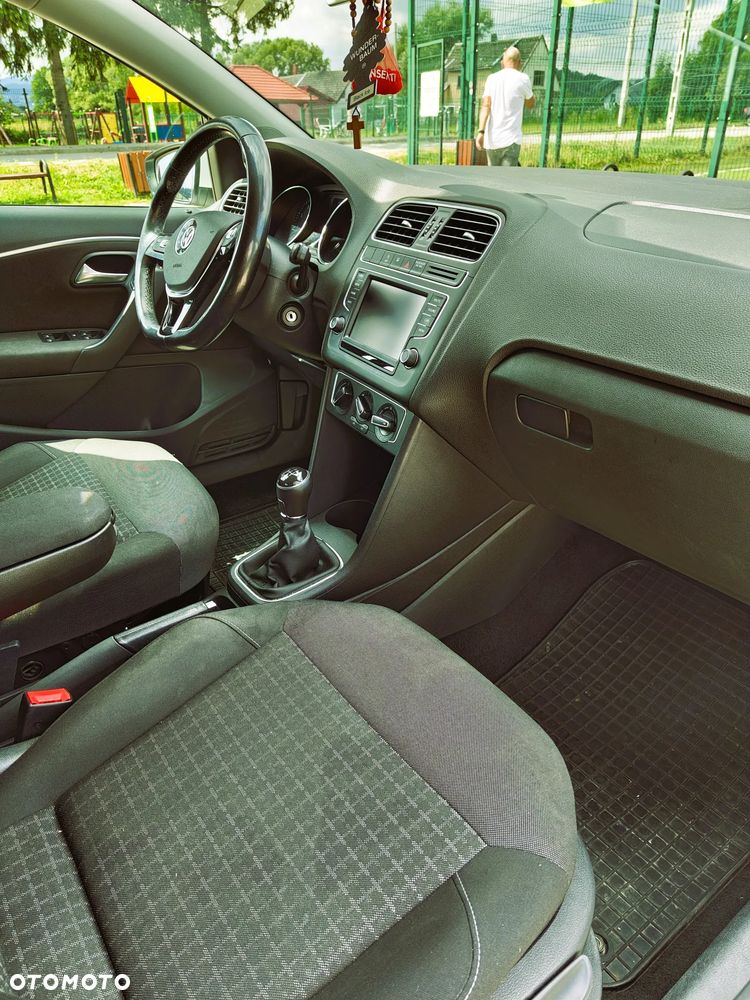 Volkswagen Polo - 13