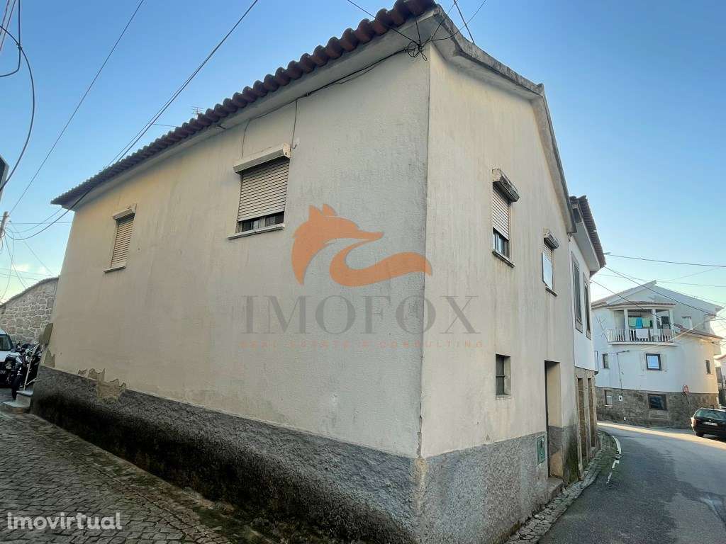 Moradia para renovar em São Paio de Gramaços, Oliveira do Hospital - Grande imagem: 2/12