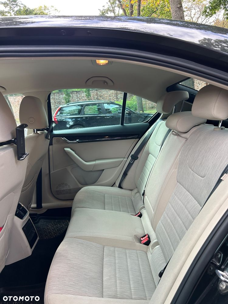 Skoda Octavia 2.0 TDI Elegance - 16