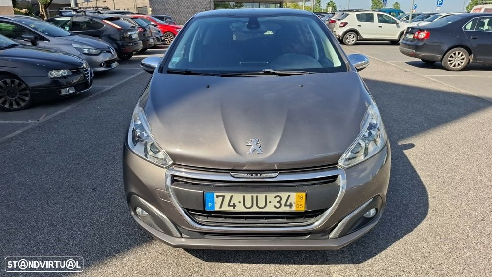 Peugeot 208 1.2 PureTech Signature - 2