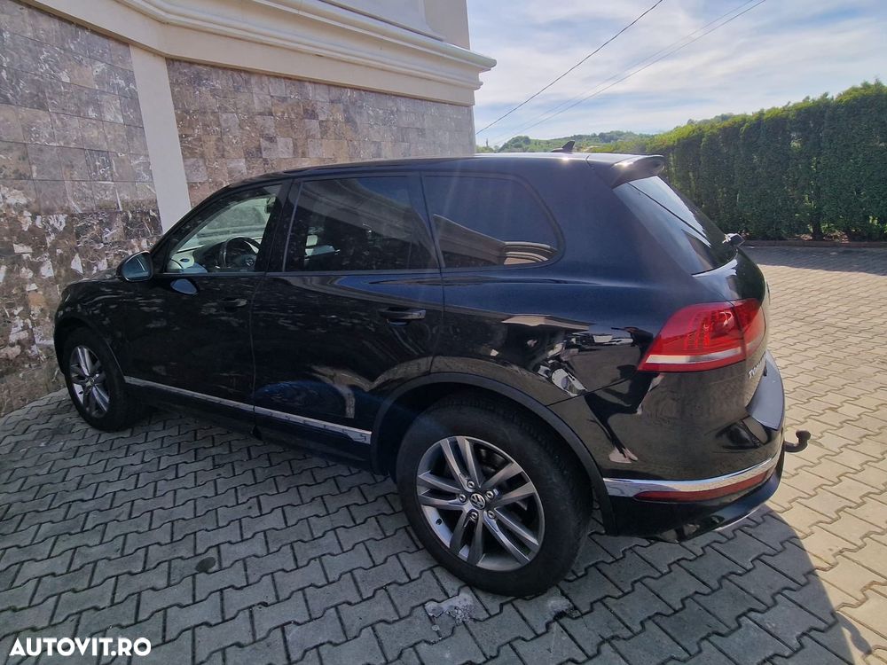 Volkswagen Touareg - 11