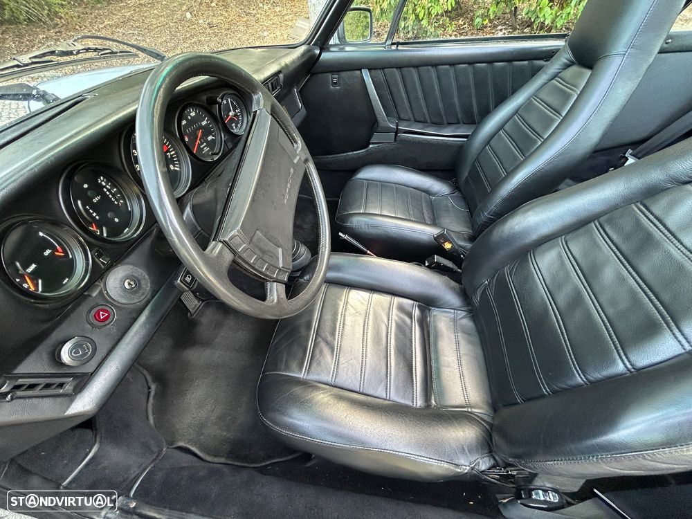 Porsche 911 Série G - 19