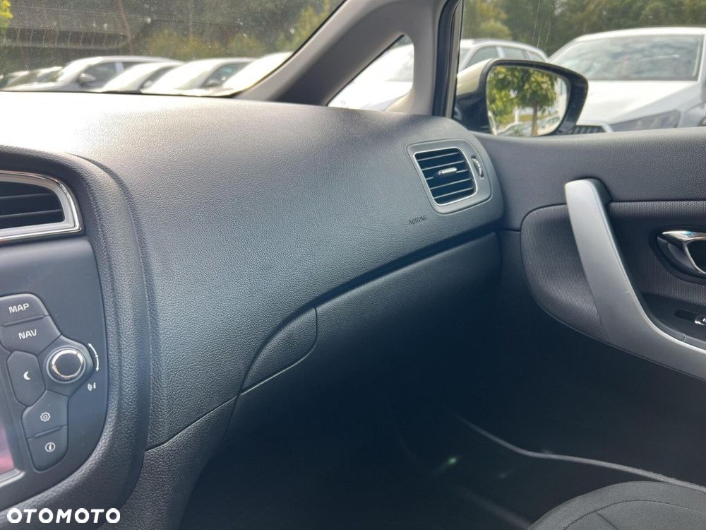 Kia Ceed Cee'd 1.6 GDI M - 28