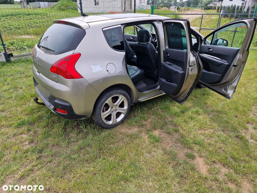 Peugeot 3008 2.0 HDi Premium - 16