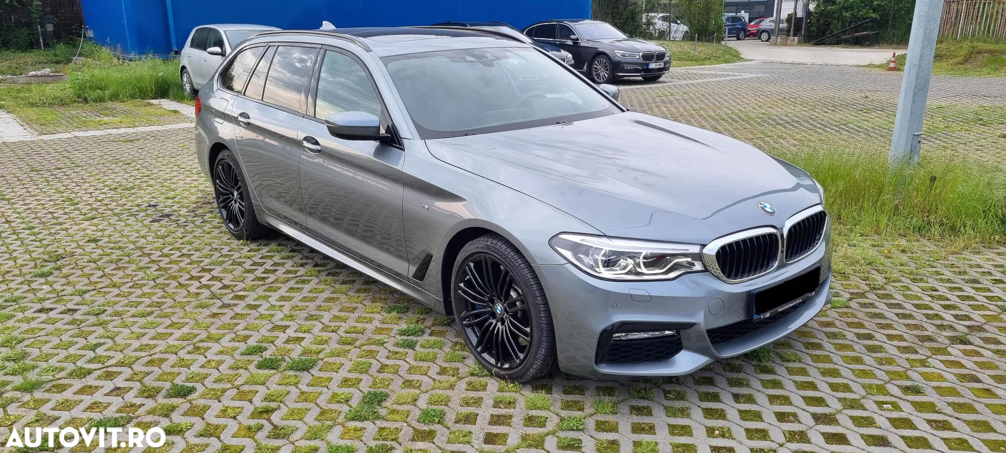 BMW Seria 5 540i xDrive AT - 2