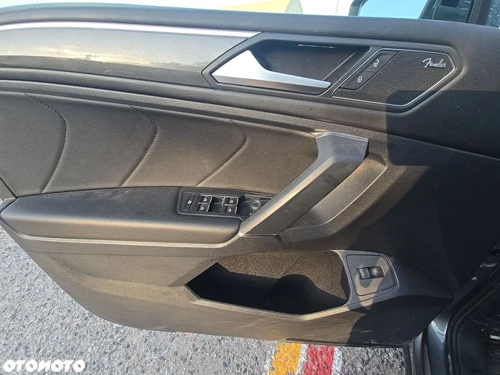 Volkswagen Tiguan - 10