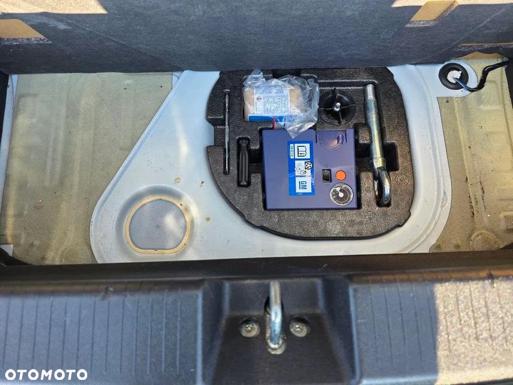 Opel Adam 1.4 Glam - 26