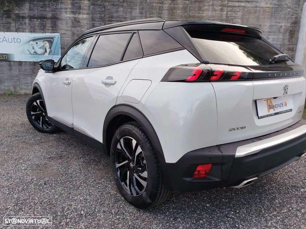 Peugeot 2008 1.2 PureTech GT Line - 3