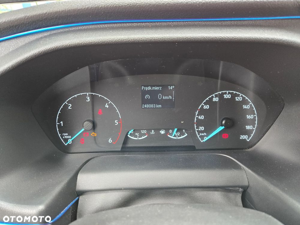 Ford Transit - 14