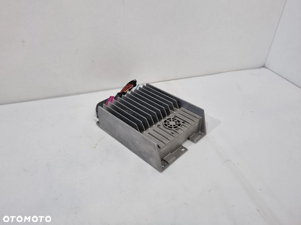 MERCEDES W207 W212 W166 W117 W218 WZMACNIACZ HARMAN A2189006806 - 1