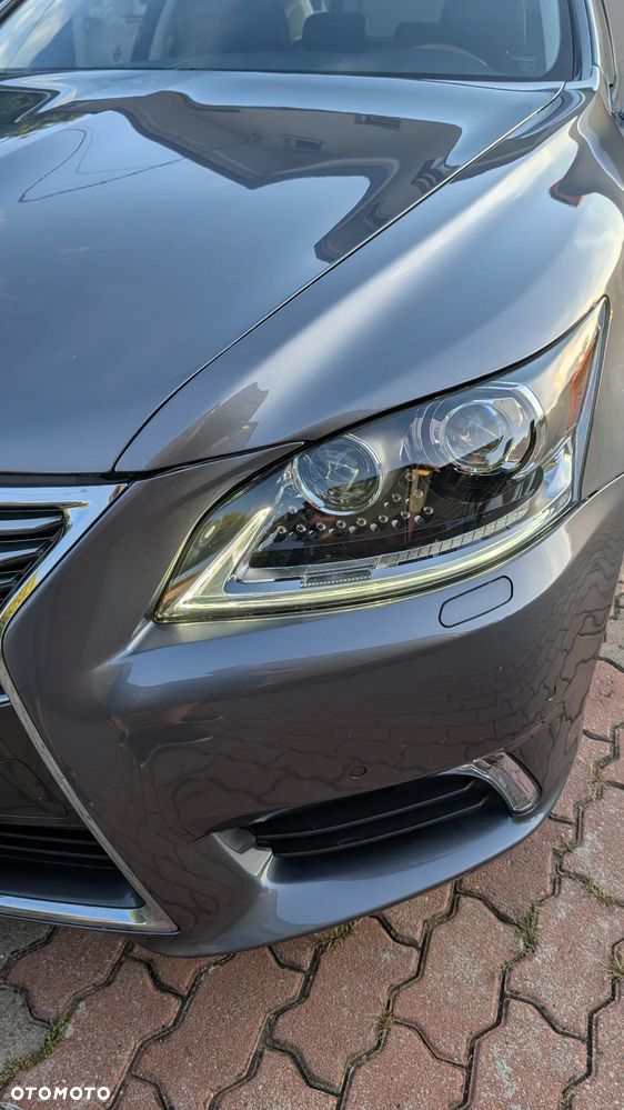 Lexus LS 460 Elite AWD - 27