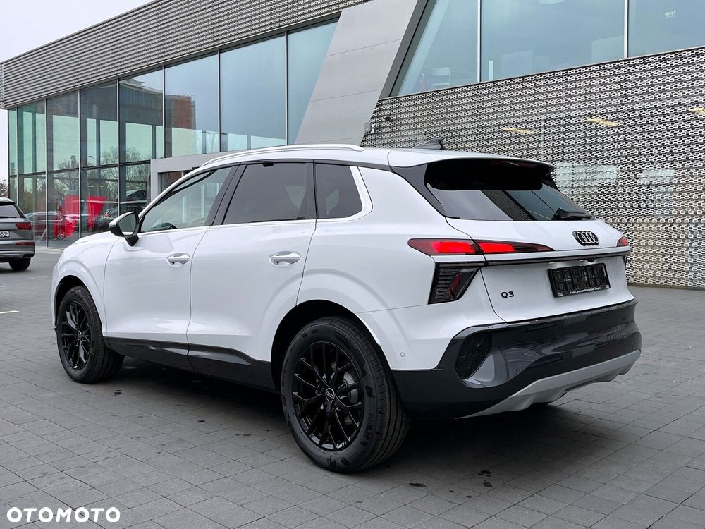 Audi Q3 - 4