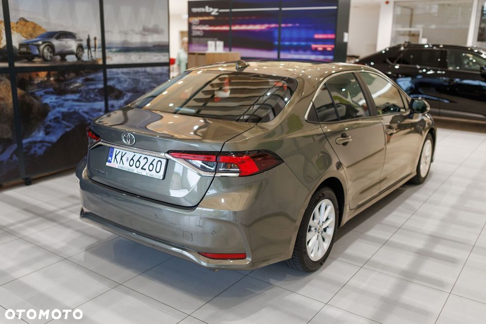 Toyota Corolla - 5