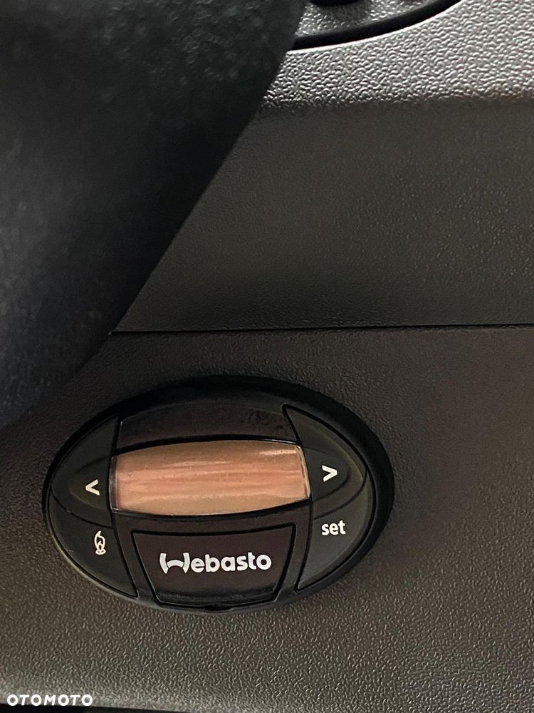 Iveco DAILY 35C17 3,0 HPI zabudowa specjalistyczna | świetna baza pod kampera, biuro, warsztat - 34