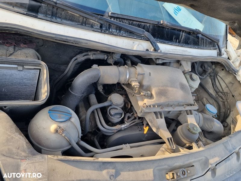 Dezmembram Volkswagen Crafter - 4