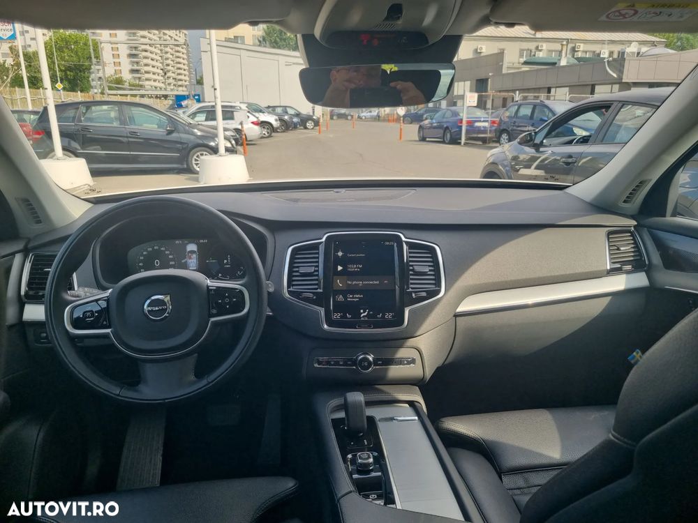 VOLVO XC90 2022 — imagine 9