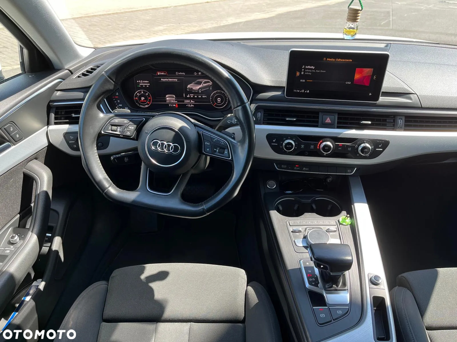 Audi A4 2.0 TDI S tronic - 2