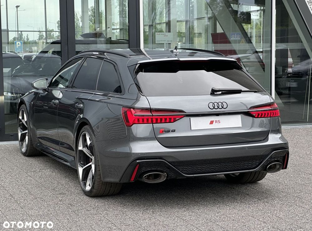Audi RS6 Avant - 9