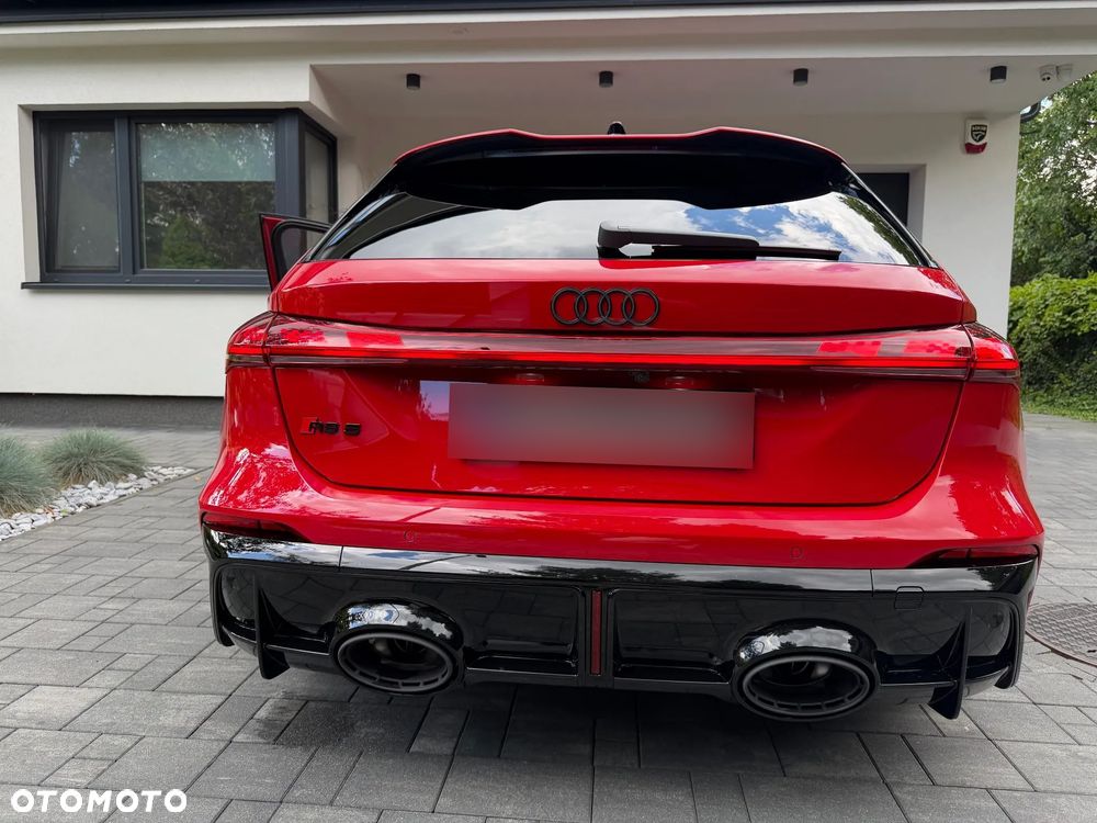 Audi RS5 Avant - 9