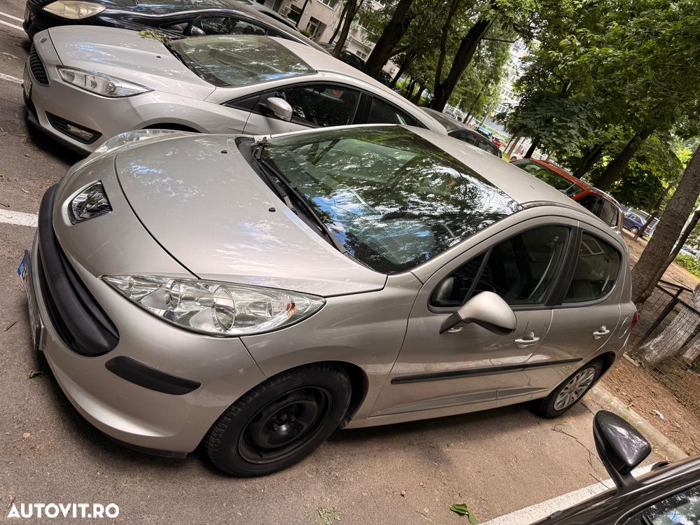 Peugeot 207 - 3