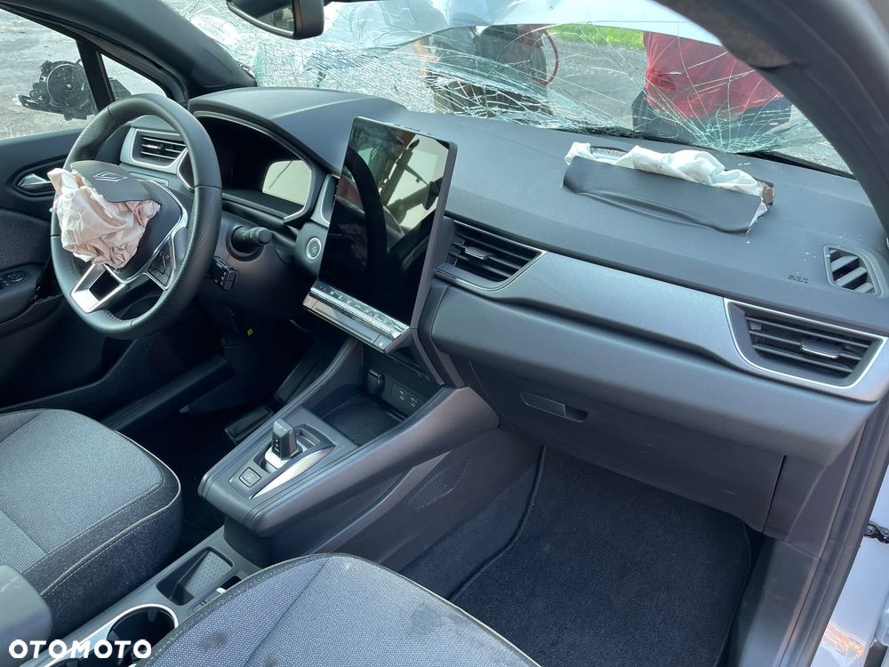 Renault Captur 1.8 E-TECH Full Hybrid 160 Techno - 10