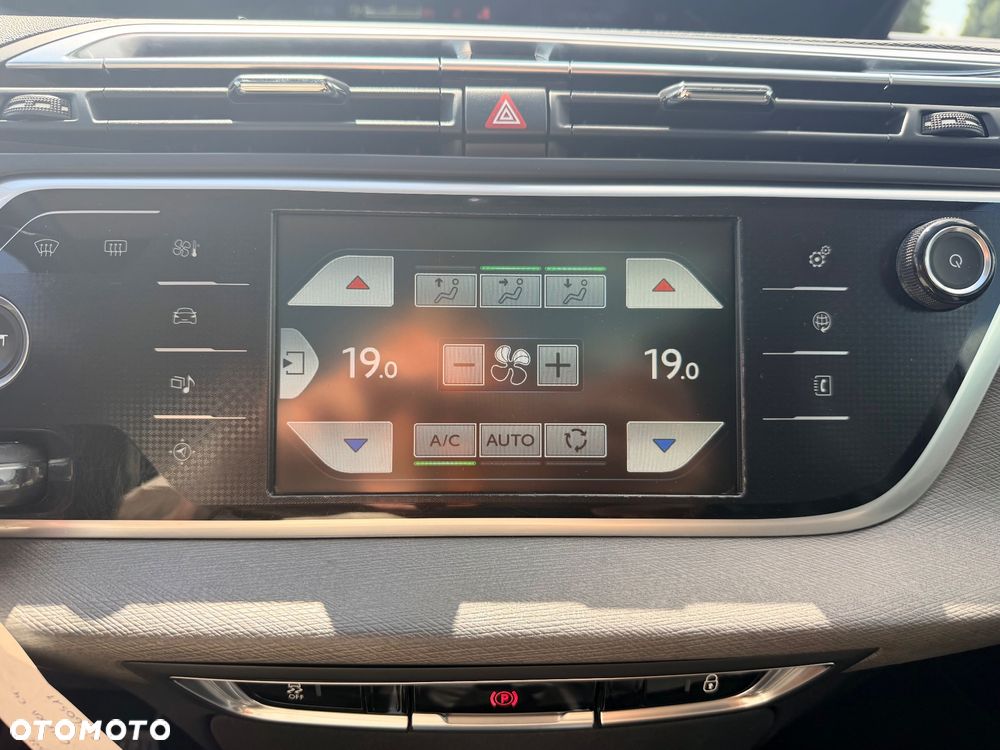 Citroën C4 Grand Picasso - 25