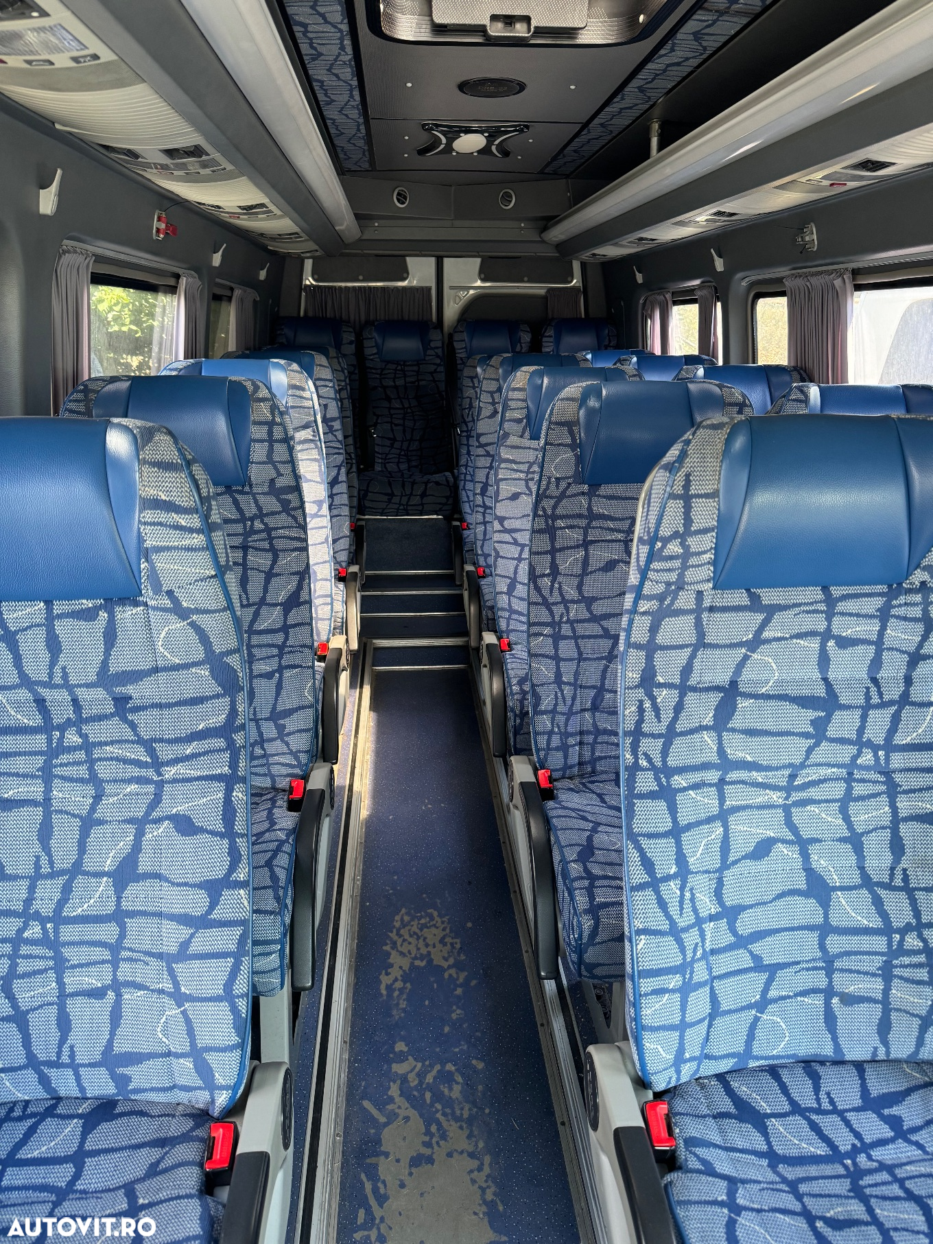 Mercedes-Benz Sprinter - 7