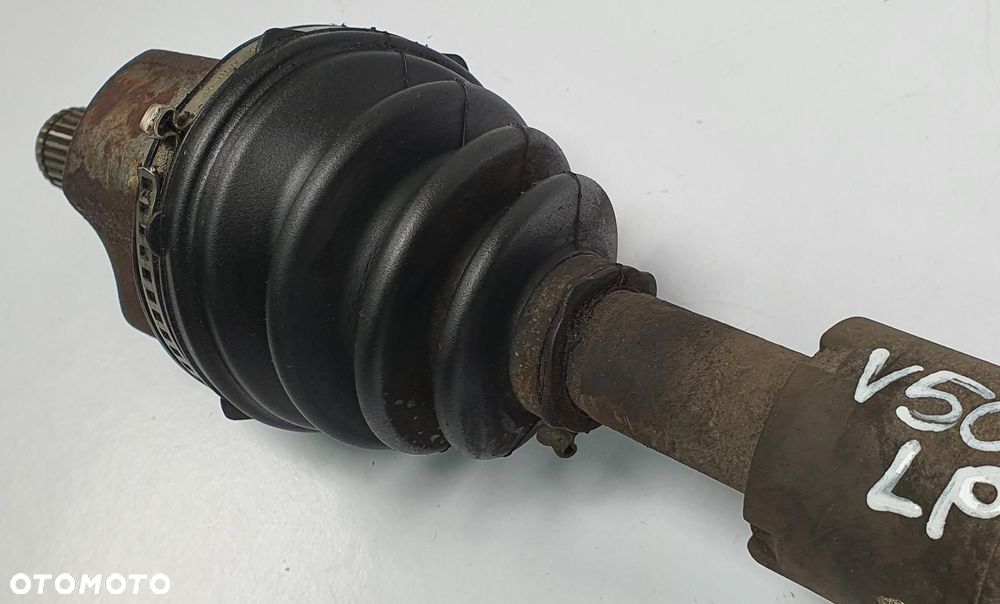 PÓŁOŚ LEWY PRZÓD KRÓTKA VOLVO V50 2.4 B AUTOMAT - 4