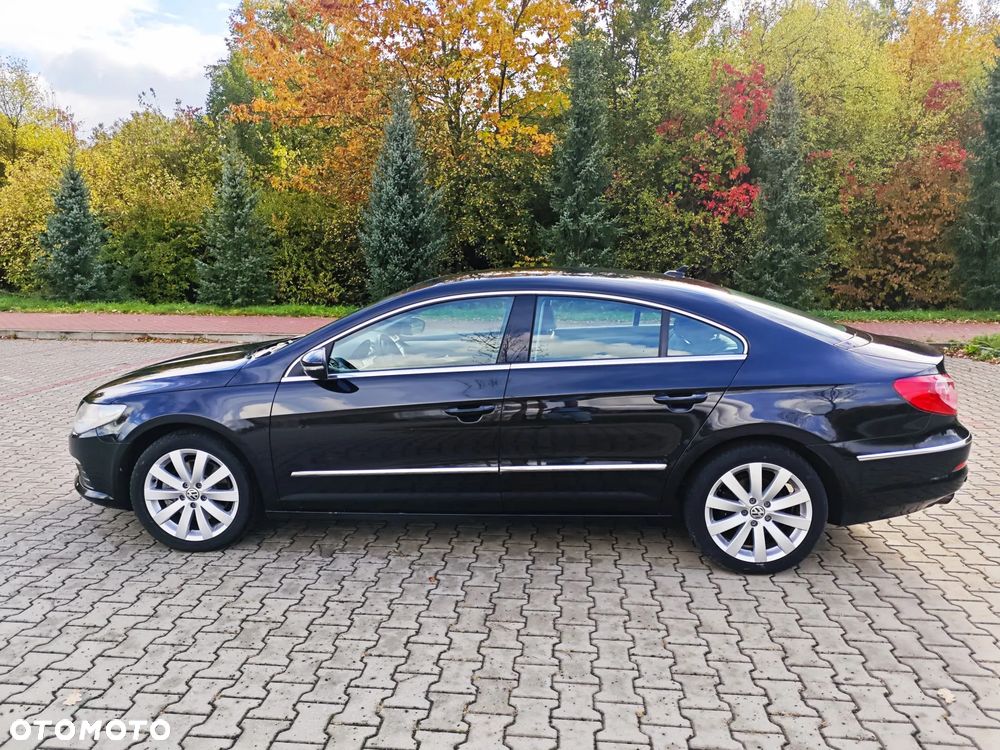 Volkswagen Passat - 17